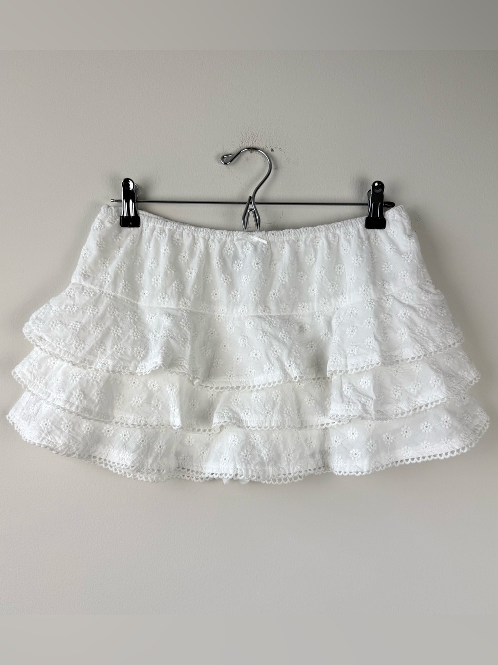 Cotton Candy LA NWOT Eyelet Ruffle White Mini Skort